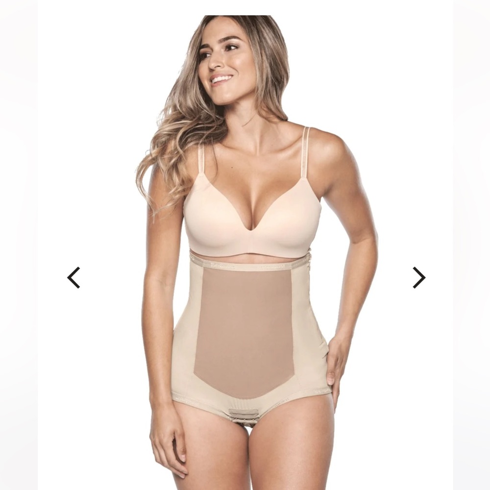 Bellefit postpartum girdle with zipper corset - Picture 6 of 7